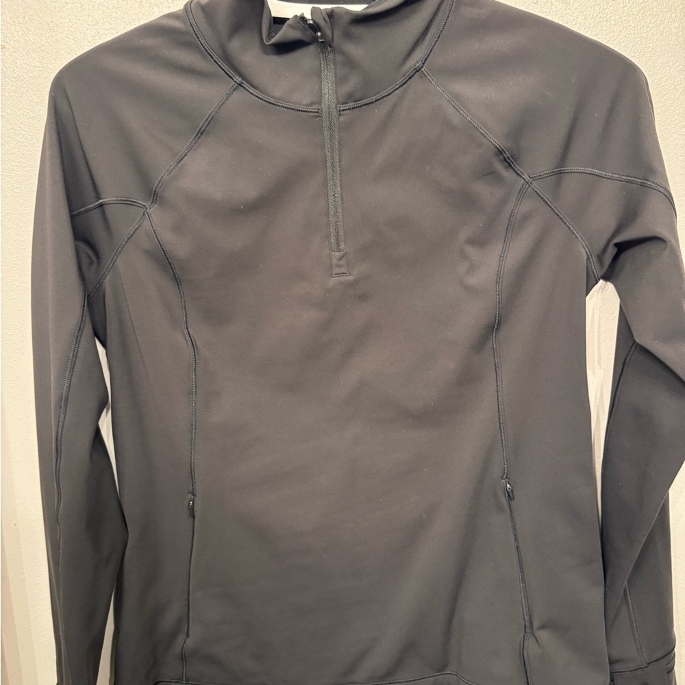 Athleta Black Activewear Top